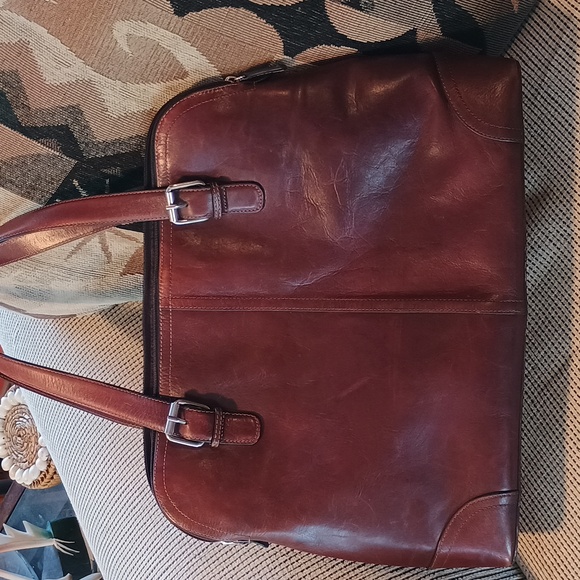 Vintage Fossil Genuine Leather Shoulder Tote - Picture 16 of 16